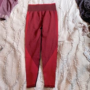 PINK seamless yoga pants size small